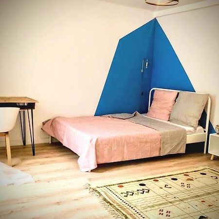 Une Maison Design Dans Le Centre Ville Foix Dış mekan fotoğraf